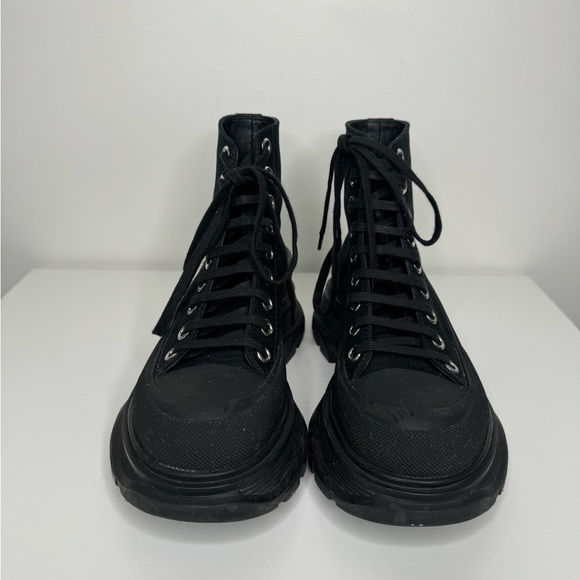 Alexander McQueen Black Tread Slick Boots - Size 38 - Picture 4 of 11